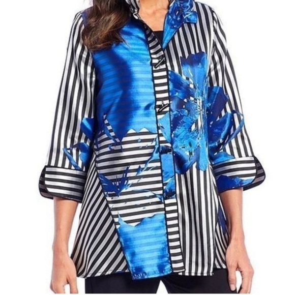 IC By Connie K Jackets & Blazers - IC by Connie K Striped Floral Jacket in Silver Black and Bright Blue L